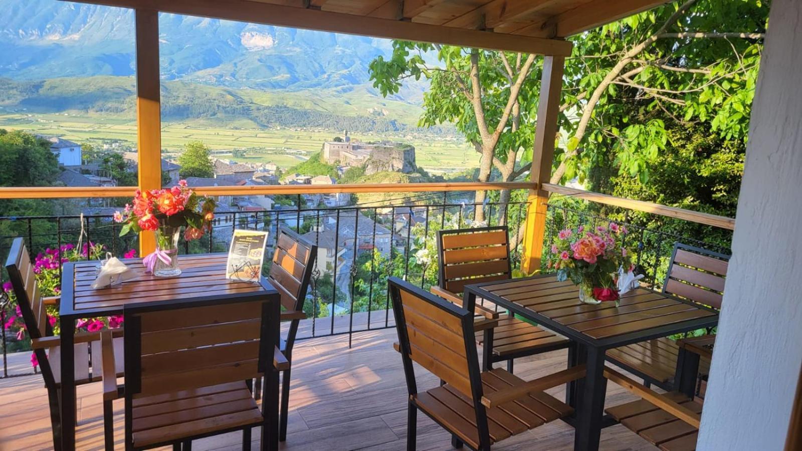 Guest House Hasko Gjirokastër Exteriér fotografie